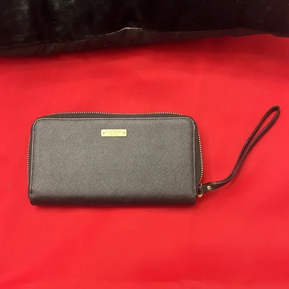 Kate Spade New York Wallet - Picture 8 of 8